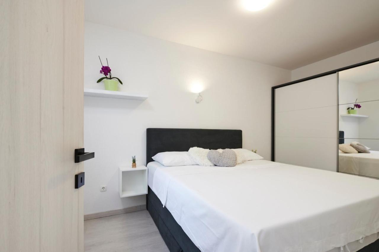 Apartment Josip Ciovo Trogir Zewnętrze zdjęcie